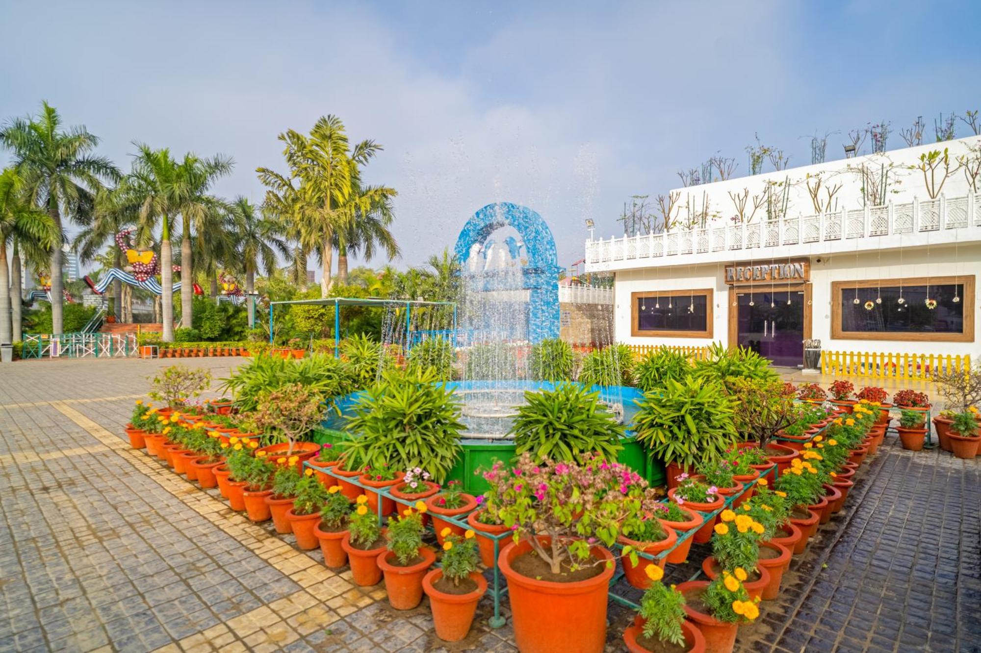 Aapno Ghar Resort & Amusement Park Гургаон Экстерьер фото